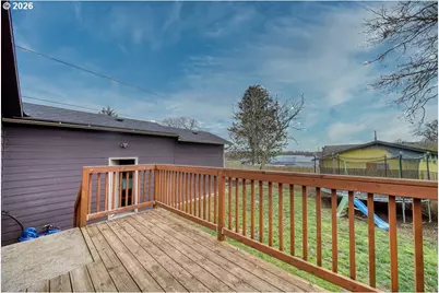 1045 Umatilla St, Saint Helens, OR 97051 - Photo 33