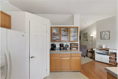 247 1st Ave, Coos Bay, OR 97420 - Photo 19