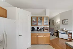 247 1st Ave, Coos Bay, OR 97420 - Photo 19