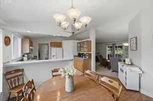 247 1st Ave, Coos Bay, OR 97420 - Photo 15