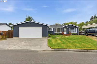247 1st Ave, Coos Bay, OR 97420 - Photo 1
