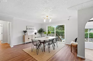 1325 NW 9th St, Gresham, OR 97030 - Photo 11