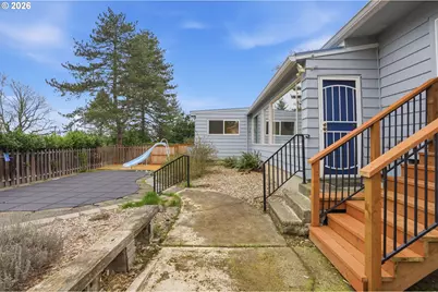 1325 NW 9th St, Gresham, OR 97030 - Photo 35