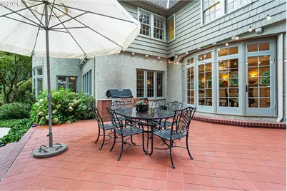 1905 S Greenwood Rd, Portland, OR 97219 - Photo 39