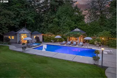 1905 S Greenwood Rd, Portland, OR 97219 - Photo 3