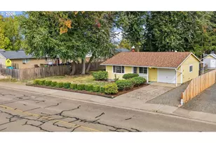 703 E 5th St, Molalla, OR 97038 - Photo 5