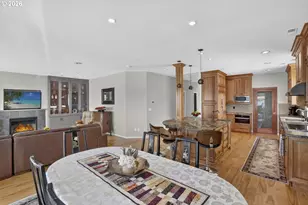 2630 N Hayden Island Dr, Portland, OR 97217 - Photo 15