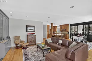 2630 N Hayden Island Dr, Portland, OR 97217 - Photo 11
