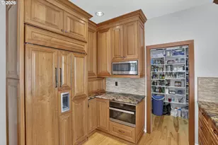 2630 N Hayden Island Dr, Portland, OR 97217 - Photo 21