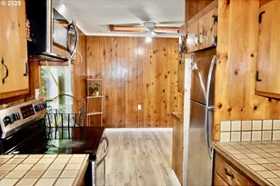 30312 Hummingbird Hill Rd, Gold Beach, OR 97444 - Photo 15