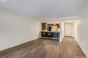2211 SW 1st Ave, Portland, OR 97201 - Photo 5