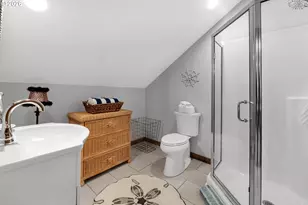 1024 SW Pine Dr, Warrenton, OR 97146 - Photo 27