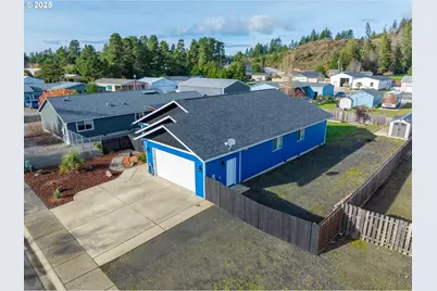 1010 Raechel Rd, Lakeside, OR 97449 - Photo 5