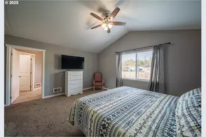 1010 Raechel Rd, Lakeside, OR 97449 - Photo 29