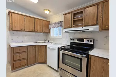 15768 SE Powell Blvd #28, Portland, OR 97236 - Photo 19