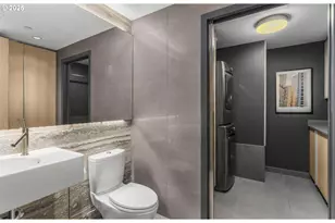 420 NW 11th Ave, Portland, OR 97209 - Photo 31