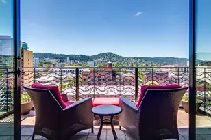 420 NW 11th Ave, Portland, OR 97209 - Photo 3