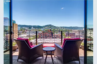 420 NW 11th Ave #1105, Portland, OR 97209 - Photo 1
