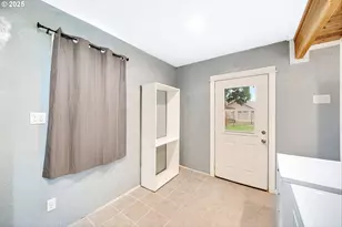 352 NE Polk Station Rd, Dallas, OR 97338 - Photo 17