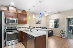 11352 SW Hallmark Terrace, Tigard, OR 97223 - Photo 5