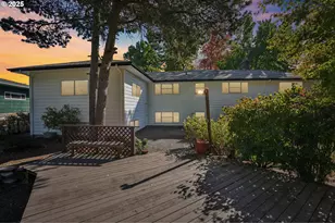 11851 SE Madison St, Portland, OR 97216 - Photo 43