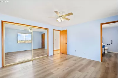 896 SE Dover Ln, Madras, OR 97741 - Photo 15