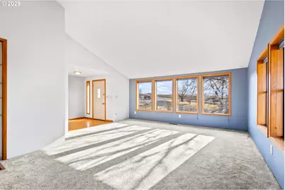 896 SE Dover Ln, Madras, OR 97741 - Photo 9