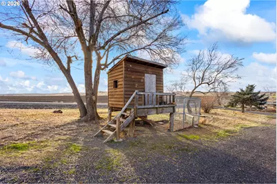 896 SE Dover Ln, Madras, OR 97741 - Photo 41