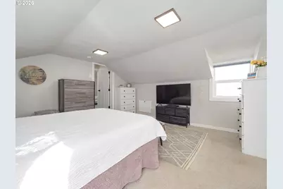 1220 10th St, Oregon City, OR 97045 - Photo 29