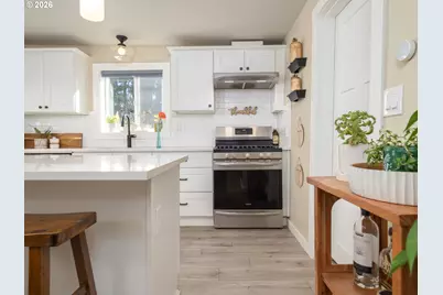 1220 10th St, Oregon City, OR 97045 - Photo 11