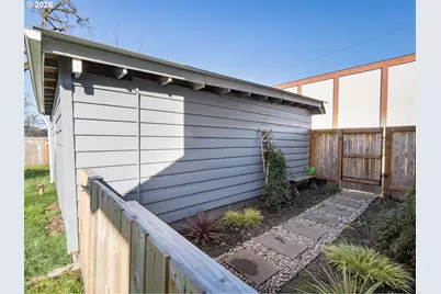 1220 10th St, Oregon City, OR 97045 - Photo 41