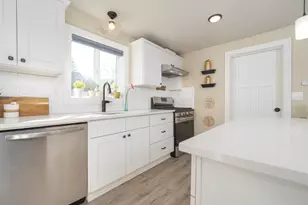 1220 10th St, Oregon City, OR 97045 - Photo 15