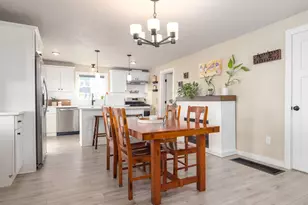 1220 10th St, Oregon City, OR 97045 - Photo 9