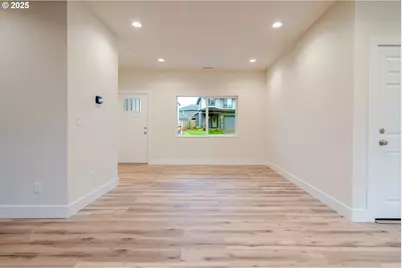 1423 45th Ave, Sweet Home, OR 97386 - Photo 7