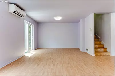 667 Kamapheema Pl, Eugene, OR 97405 - Photo 7