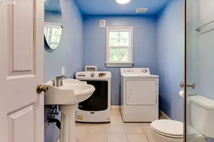 667 Kamapheema Pl, Eugene, OR 97405 - Photo 13