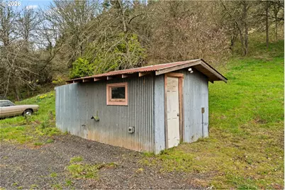 93313 Westpoint Rd, Harrisburg, OR 97446 - Photo 21