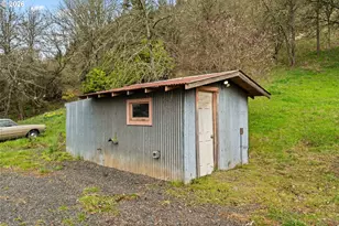 93313 Westpoint Rd, Harrisburg, OR 97446 - Photo 21