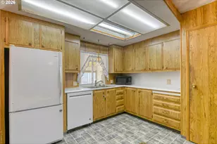 223 Concord St, Helix, OR 97835 - Photo 13