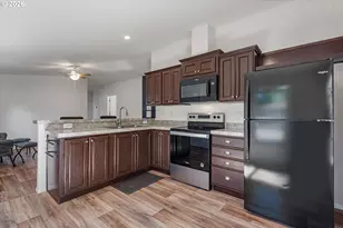 261 1st St, Prairie City, OR 97869 - Photo 7
