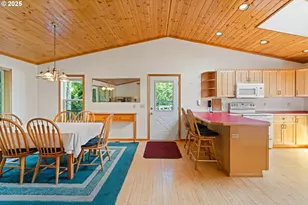 415 Burchard Dr, Scottsburg, OR 97473 - Photo 9