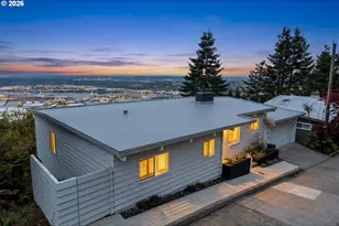 3065 NW Rio Vista Terrace, Portland, OR 97210 - Photo 3