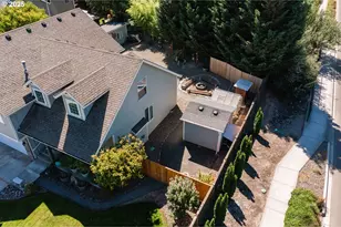 2036 NW Woodland Dr, McMinnville, OR 97128 - Photo 27