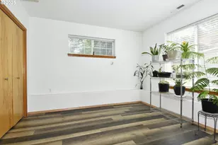 2036 NW Woodland Dr, McMinnville, OR 97128 - Photo 21