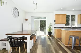 2036 NW Woodland Dr, McMinnville, OR 97128 - Photo 9