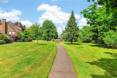 14729 NE Stanton Ct, Portland, OR 97230 - Photo 25