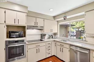 14729 NE Stanton Ct, Portland, OR 97230 - Photo 11