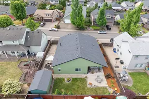 3392 Falcon Dr, Springfield, OR 97477 - Photo 41