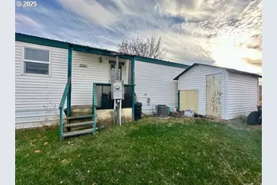 941 SE 9th, Pendleton, OR 97801 - Photo 3