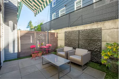 5248 NE Couch St, Portland, OR 97213 - Photo 13